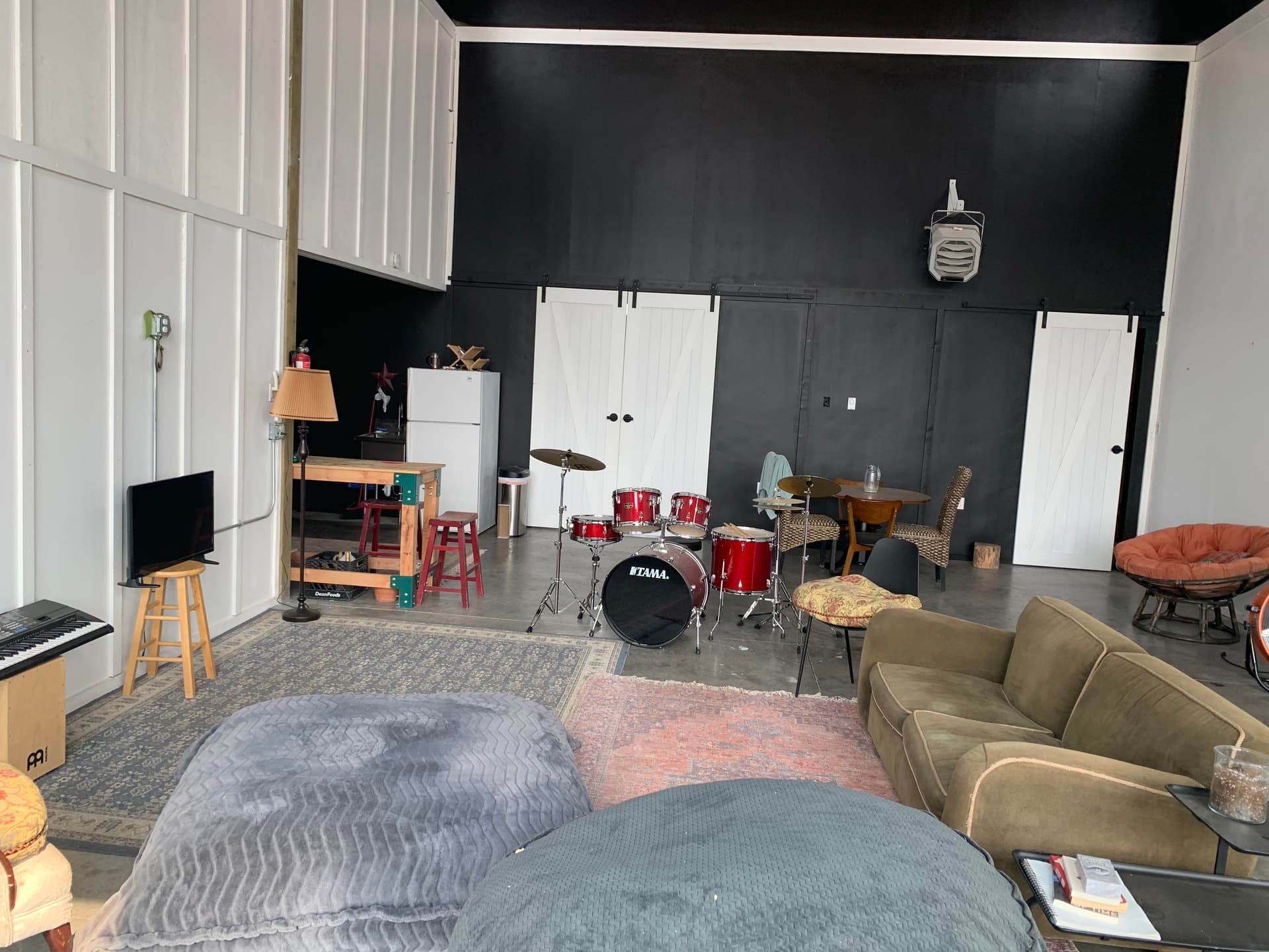 Gallery photos for Pole Barn Turned Full Living and Entertainment Space: Image #7