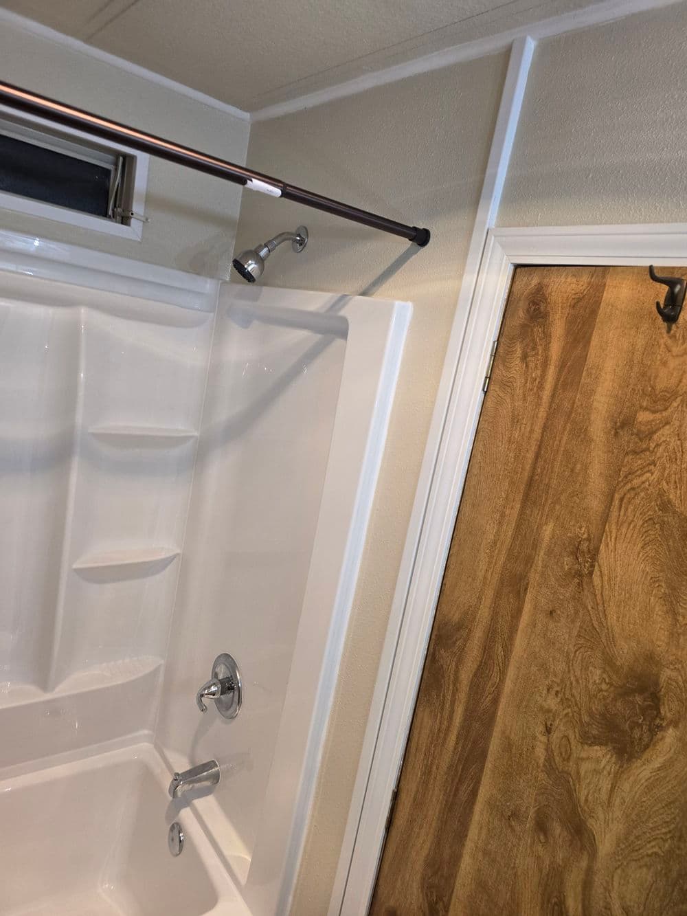 Gallery photos for Full Bathroom Remodel Done Right in Bend OR: Image #5