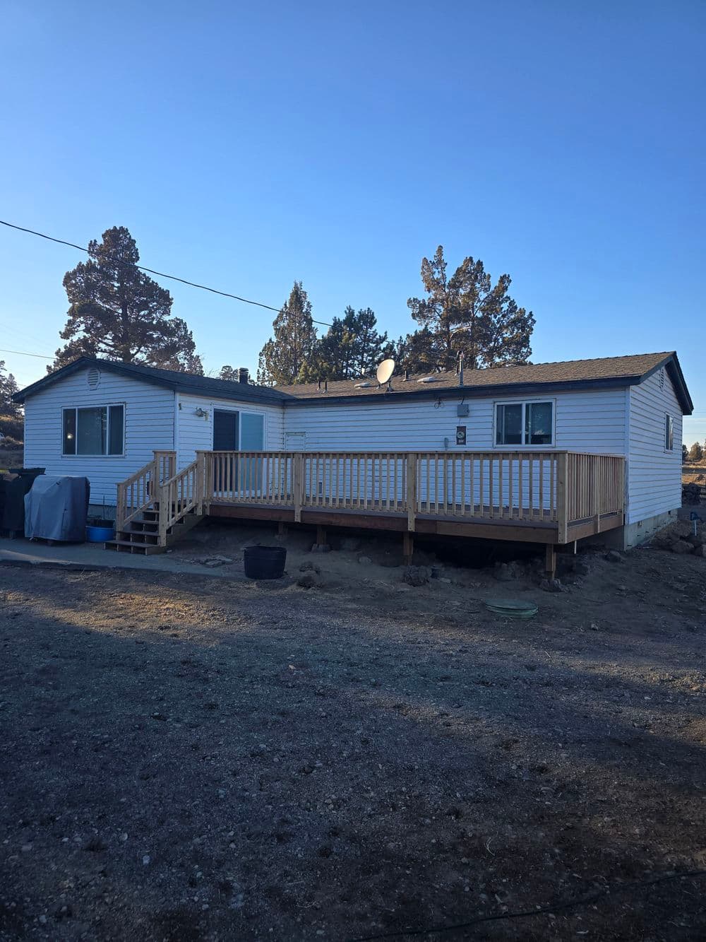 Gallery photos for Full-Length Deck Install on a Bend OR Rural Home: Image #5