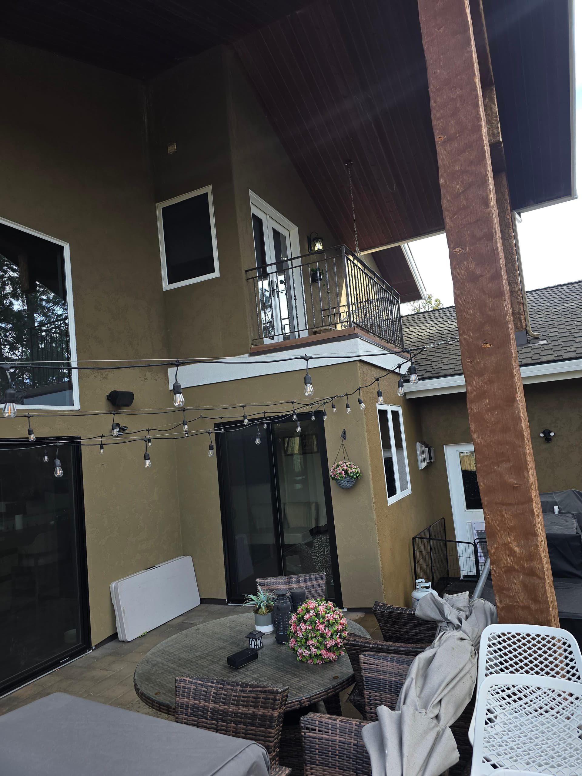 Gallery photos for Full Exterior Paint Update on a 6,000 Sq. Ft. Stucco Home in Bend: Image #3