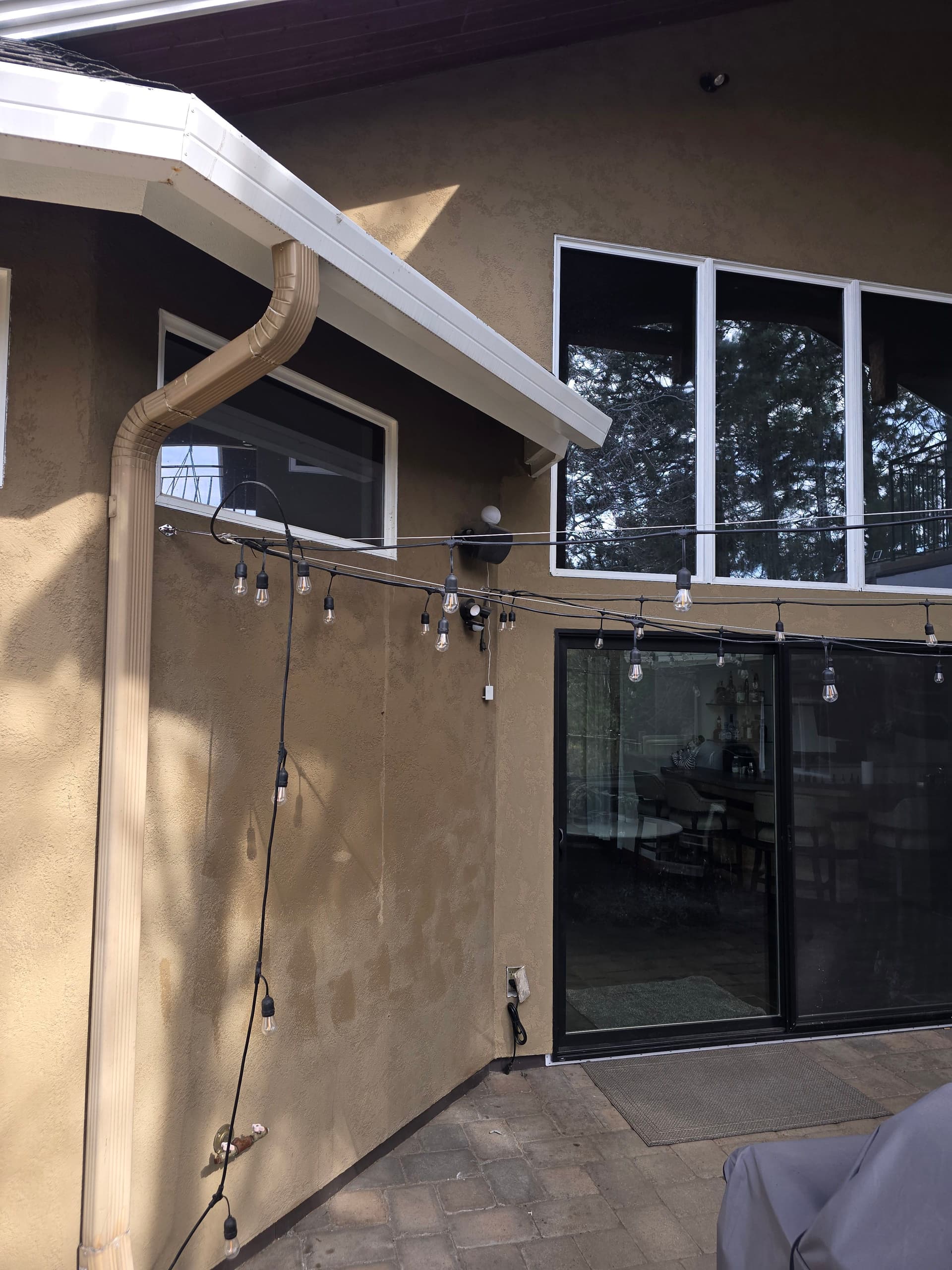 Gallery photos for Full Exterior Paint Update on a 6,000 Sq. Ft. Stucco Home in Bend: Image #4